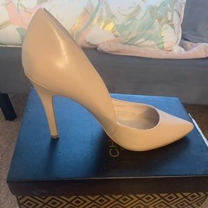 Nude Pumps Size 9
